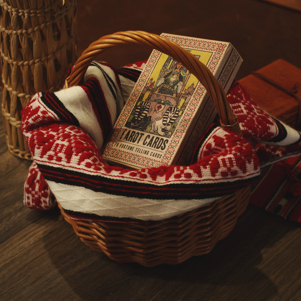 Bunica Tarot: Marked Tarot for Magicians & Miracle Workers