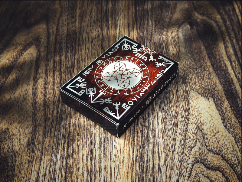 The Elder Deck: The Magician's Tool for Rune Reading